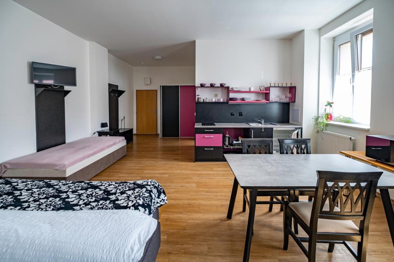 Apartmany Gulliver ミクロフ エクステリア 写真
